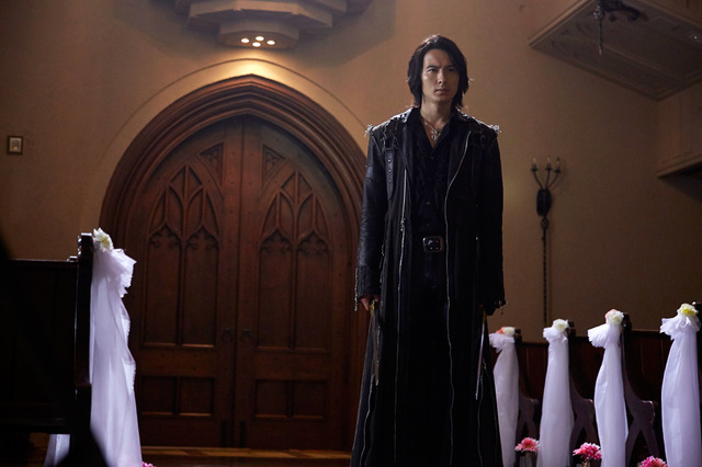 「絶狼〈ZERO〉-BLACK BLOOD-」 -(C) 2013「絶狼」雨宮慶太/東北新社