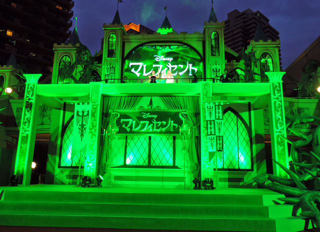 “黒”アンジェリーナ・ジョリー＆“白”のエル・ファニング／『マレフィセント』ジャパンプレミア