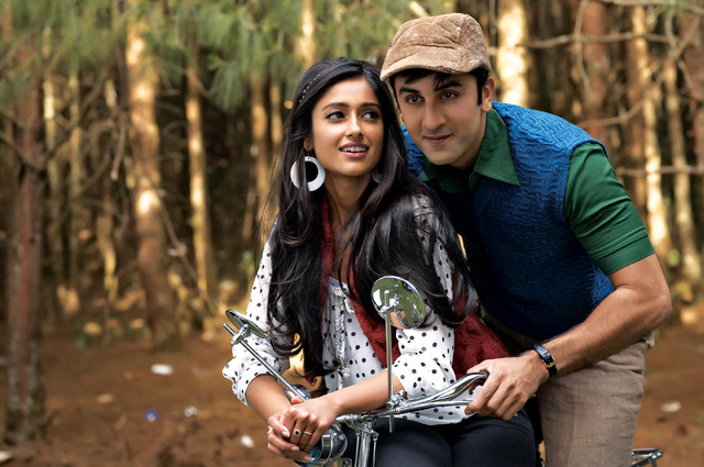 『バルフィ！人生に唄えば』　(C)UTV Software Communications Ltd 2012