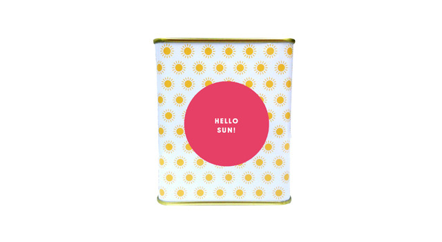 7月1日（火）より全国のベネトン店舗（一部除く）にて、雨の日にお買い物をするともれなくベネトン特製のドロップスがもらえる雨の日キャンペーンがスタート。デザインは、ファブリカが手掛けた。