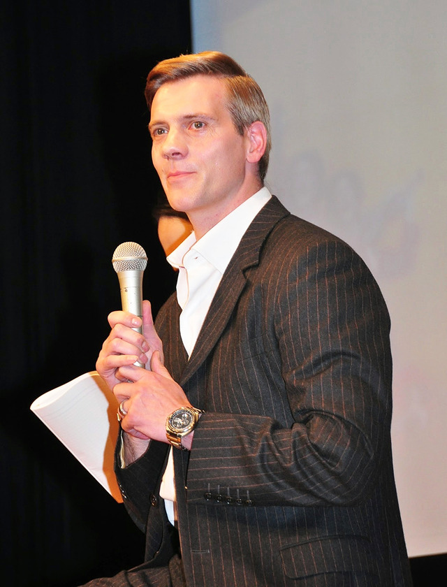 アダム・クーパー／「SINGIN' IN THE RAIN 雨に唄えば」来日会見