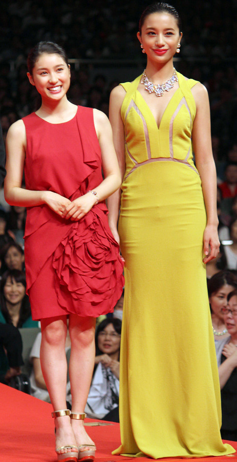 土屋太鳳（巻町操役）＆高橋メアリージュン（駒形由美役）／『るろうに剣心 京都大火編』完成披露試写会