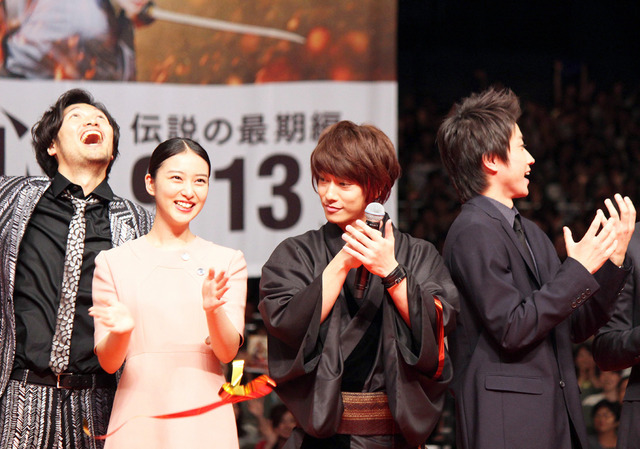 佐藤健（緋村剣心役）＆武井咲（神谷薫役）＆青木崇高（相楽左之助役）＆藤原竜也（志々雄真実役）＆大友啓史監督／『るろうに剣心 京都大火編』完成披露試写会