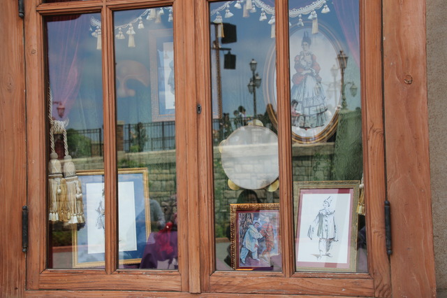 「ビリエッテーリア」のショーウィンドウ