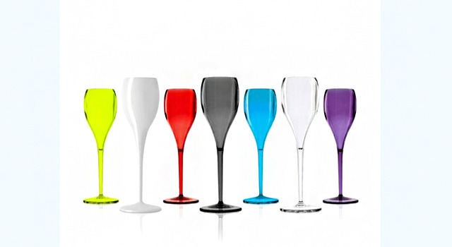 イタレッセのポリクリスタル製「Beach（ビーチ）」ラインに新色となるホワイトが登場。