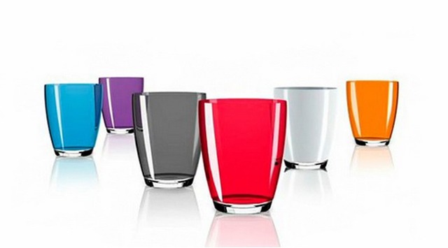 シャープなフォルムが特徴のイタレッセのワイングラスのシリーズ「Tiburon（ティブロン）」。