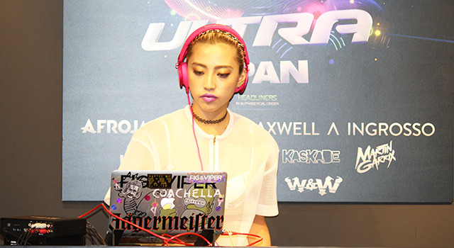 “ネオギャル”植野有砂 in「ISETAN ULTRA FASHION STAGE NIGHT OUT featuring ULTRA JAPAN」