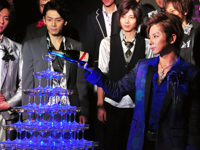 10年ぶり“ホスト”役の松岡充／舞台「私のホストちゃん～血闘！福岡中洲編～」制作発表会見