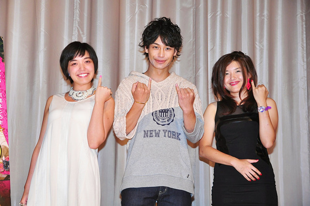 我妻三輪子＆小澤亮太＆竹葉リサ監督／『さまよう小指』初日舞台挨拶