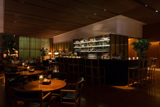 10階のイル･バールでは、アフターパーティなどで斬新なカクテルを味わうことができる。