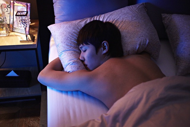 『俳優は俳優だ』（C）2013 Next Entertainment World Inc. & Luz Y Sonidos Co.Ltd. All Rights Reserved.