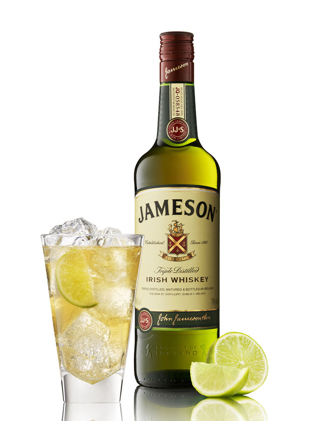 アイリッシュ・ウィスキー「JAMESON（ジェムソン）」。ド下北沢カレーフェスティバルと初のコラボレーションにより、カレーにマッチするウィスキーカクテルを提案する。