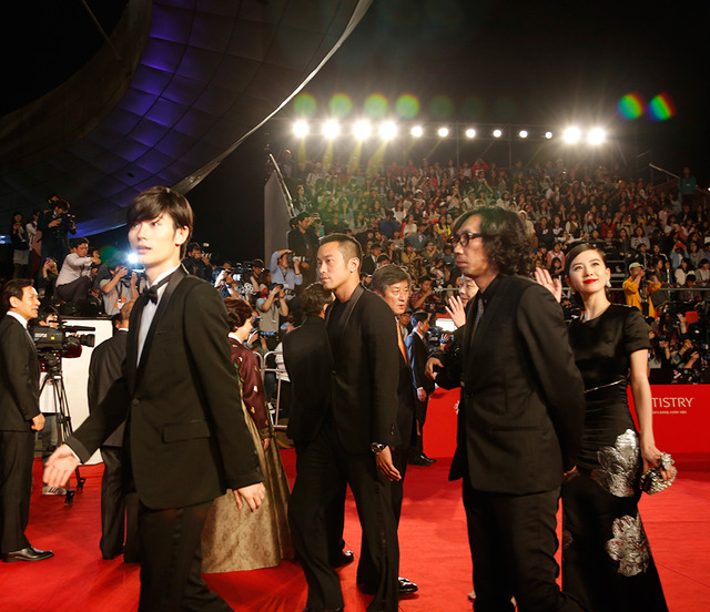 三浦春馬＆行定勲監督＆チャン・シャオチュアン＆リウ・シーシー／第19回釜山国際映画祭レッド・カーペット