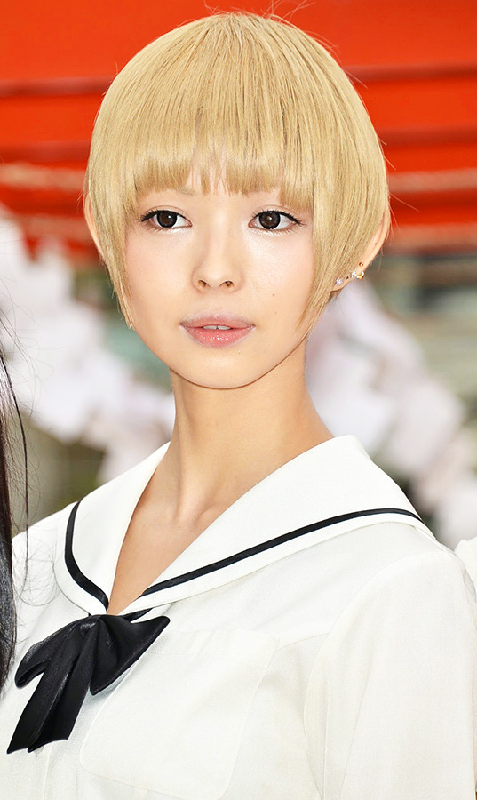 「でんぱ組.inc」が出席して行われた、映画『白魔女学園2』の撮影再開報告お祓い付き記者会見