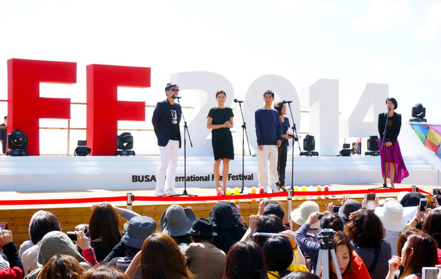 加瀬亮＆ムン・ソリ＆ホン・サンス（監督）／『自由が丘で』Q&A in 第19回釜山国際映画祭