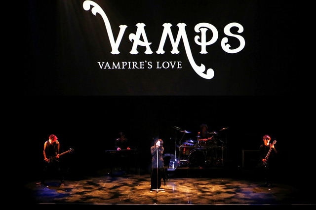 「VAMPS」ライブ／『ドラキュラZERO』試写会サプライズ・イベント