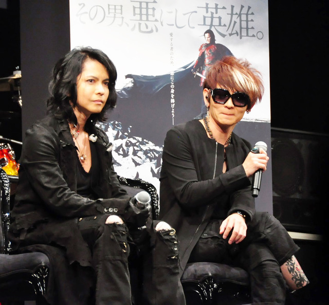 HYDE＆K.A.Z（VAMPS）／『ドラキュラZERO』試写会サプライズ・イベント