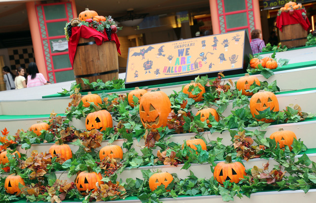 ハロウィーンイベント「WE ARE HALLOWEENS」 in イクスピアリ（東京ディズニーリゾート内）