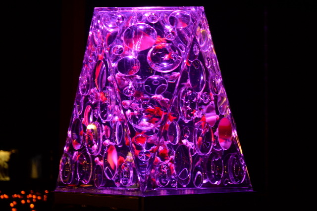 上戸彩、二条城で着物美人に！アートアクアリウム展広報大使に