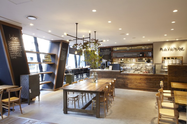 ポートランドのエフォートレスシックなムード漂う「navarre(ナヴァー)」店内。