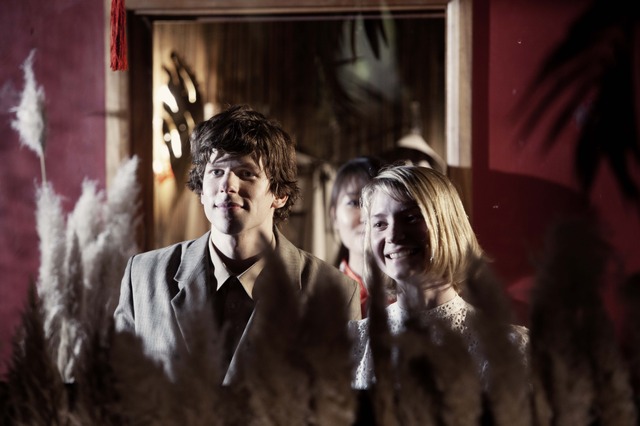 【特別映像】ミア・ワシコウスカ、「出演の決め手は彼」と公然告白！『嗤う分身』