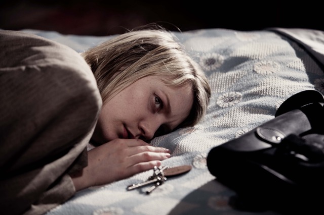 【特別映像】ミア・ワシコウスカ、「出演の決め手は彼」と公然告白！『嗤う分身』