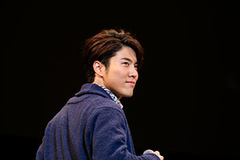 アポロン・アガナ・ベレア役／入野自由