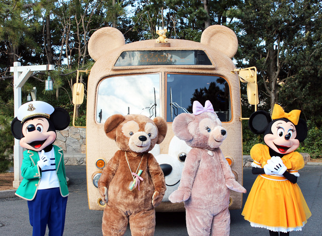 ダッフィーをモチーフにした「ダッフィーバス」 in 東京ディズニーシー