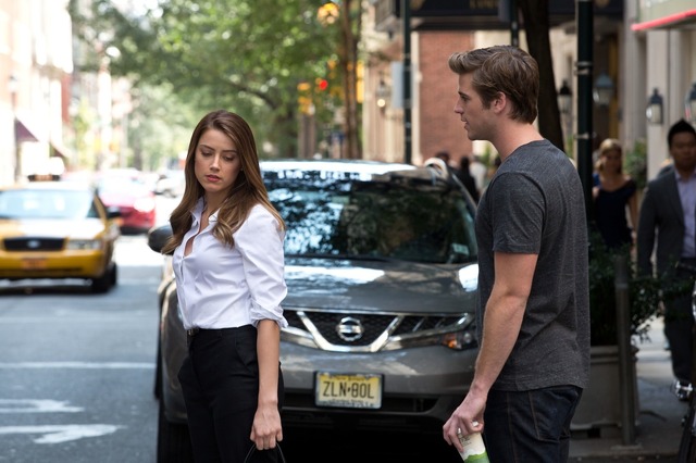 アンバー・ハード／『パワー・ゲーム』-(C) 2013 PARANOIA PRODUCTIONS, LLC ALL RIGHTS RESERVED