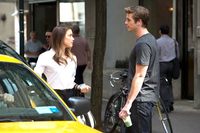 アンバー・ハード／『パワー・ゲーム』-(C) 2013 PARANOIA PRODUCTIONS, LLC ALL RIGHTS RESERVED