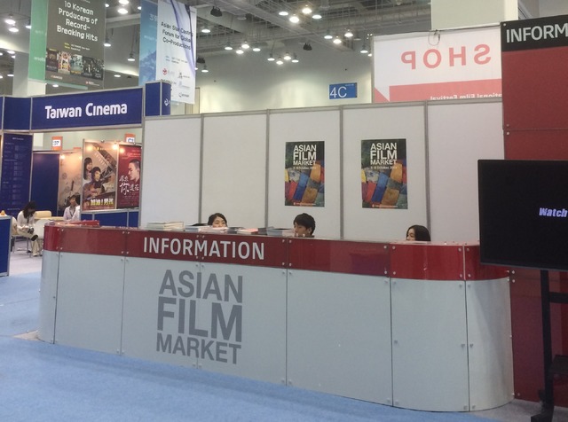 マーケット会場フロント