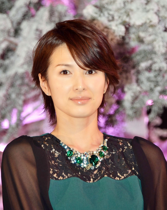 吉瀬美智子／クリスマス・イベント「WHITE KITTE」点灯式