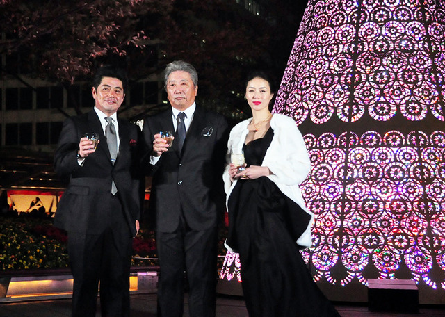 伊集院静＆工藤公康＆井川遥／ウイスキーヒルズ 2014 イルミネーション点灯乾杯式