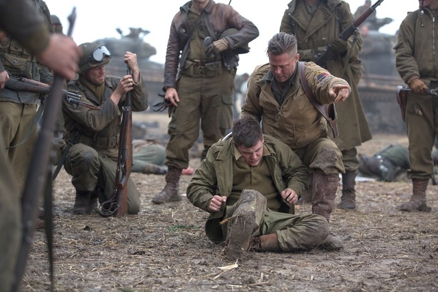 ブラッド・ピット＆ローガン・ラーマン／『フューリー』（C）Norman Licensing, LLC 2014