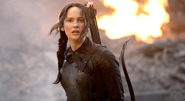 『ハンガー・ゲーム：モッキングジェイPart1』（原題）　TM&(C)2014 LIONS GATE FILMS INC.ALL RIGHTS RESERVED.