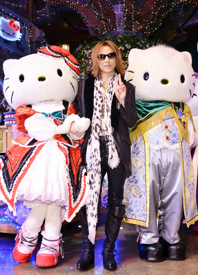 YOSHIKI（X JAPAN）＆ハローキティ／ハローキティ40thパレード「ARIGATO EVERYONE！」 in サンリオピューロランド