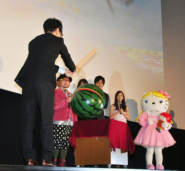 有村架純＆松坂桃李＆藤井隆＆板野友美＆増田セバスチャン（監督）／『くるみ割り人形』初日舞台挨拶