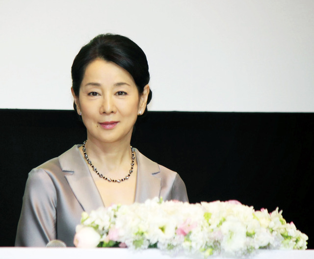 菅原文太の訃報にコメントを発表する吉永小百合