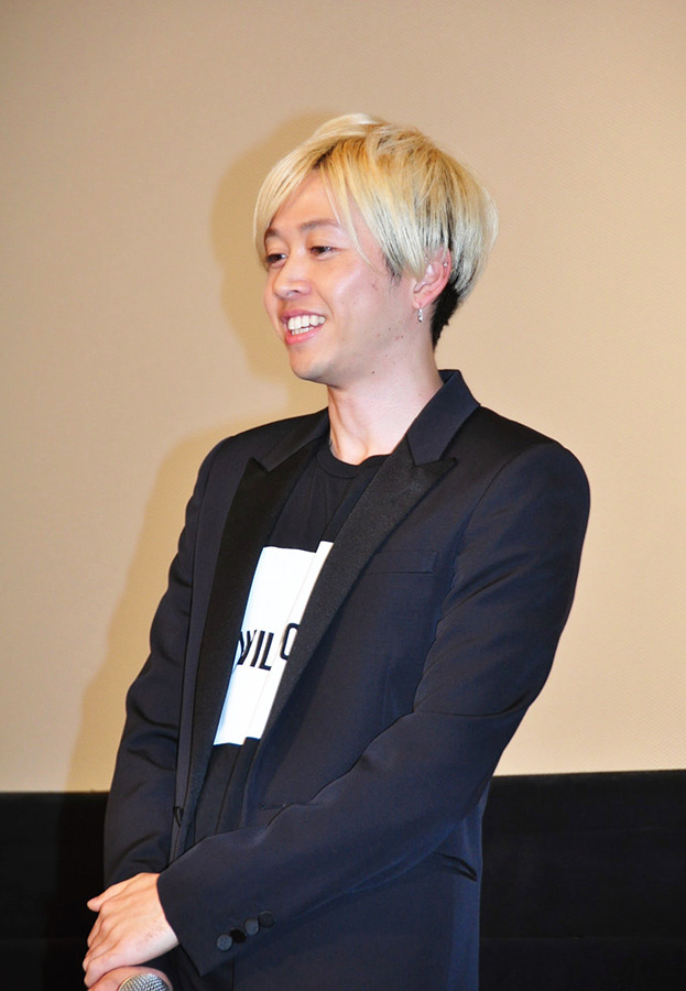 直井由文（BUMP OF CHICKEN）／『BUMP OF CHICKEN “WILLPOLIS 2014”劇場版』初日舞台挨拶