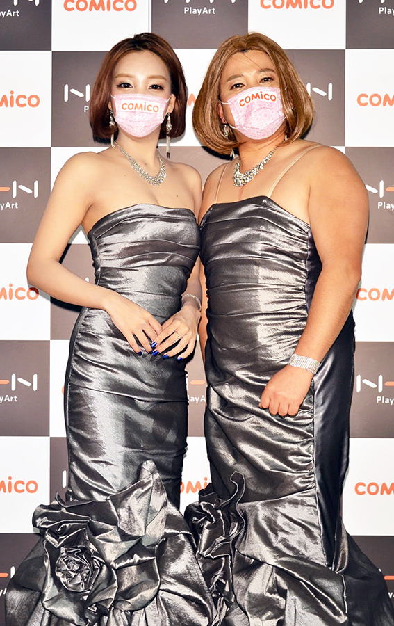 ざわちん＆“IKKOにしか見えないざわちん”に変身したスギちゃん／「輝け！comicoマンガ大賞！」受賞式