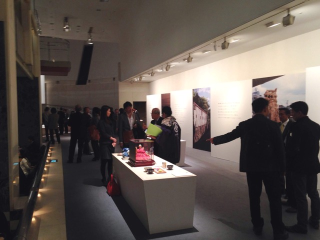 12月2日・3日、表参道スパイラルガーデンにて開催された『made in Seto』EXHIBITIONの様子。来場者と出店事業者との交流、商談も行われた。