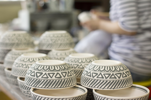 瀬戸が育んできた良質な土と水、灰と炎、そして人が生み出す「瀬戸焼」。