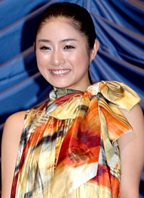 主人公のゆかりを演じた石原さとみ。