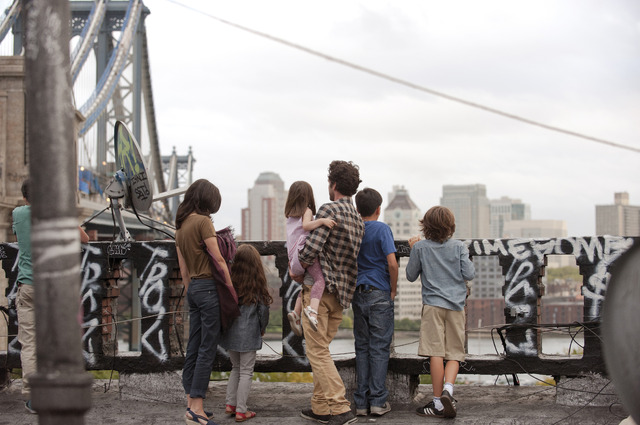 『ニューヨークの巴里夫（パリジャン）』（C） 2013 Ce Qui Me Meut Motion Picture - CN2 Productions - STUDIOCANAL - RTBF - France 2 Cinema