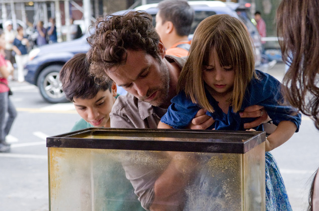 『ニューヨークの巴里夫（パリジャン）』（C） 2013 Ce Qui Me Meut Motion Picture - CN2 Productions - STUDIOCANAL - RTBF - France 2 Cinema