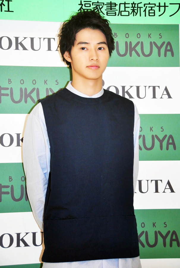 山崎賢人／第2弾写真集「THE KENTOS」発売記念イベント