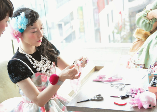 裁縫ワークショップに登場した、篠原ともえ