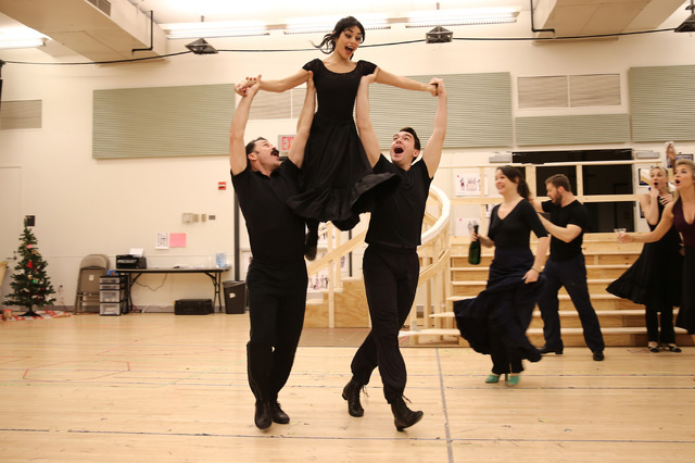 ヴァネッサ・ハジェンズ舞台稽古の様子-(C) Getty Images