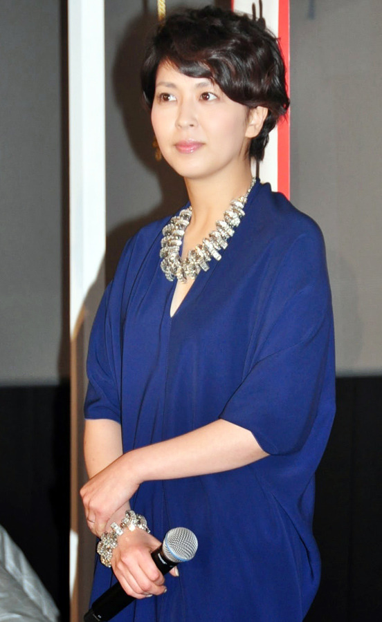 松たか子（エルサ役）／『アナと雪の女王』舞台挨拶＠TOHOシネマズ日本橋