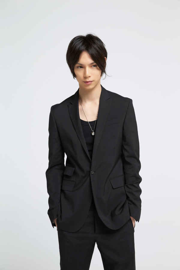 水嶋ヒロ（セバスチャン役）／映画『黒執事』